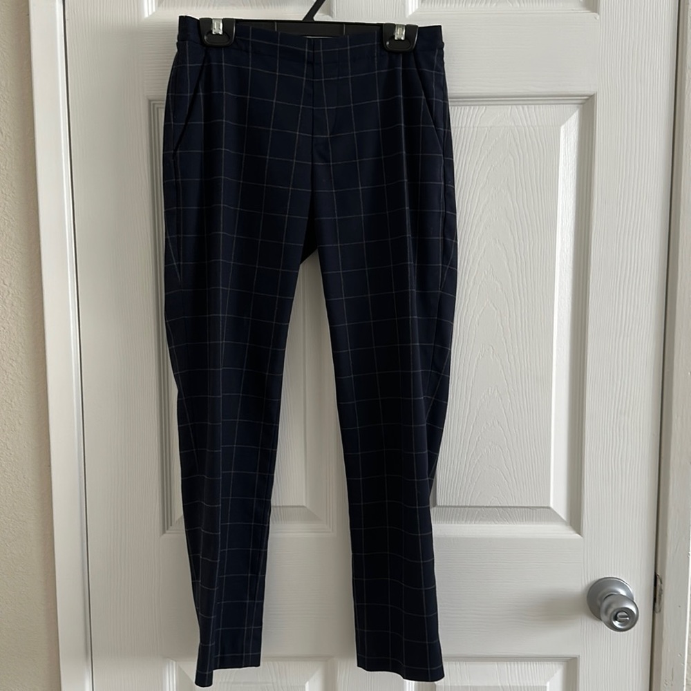 Uniqlo plate pantsuits